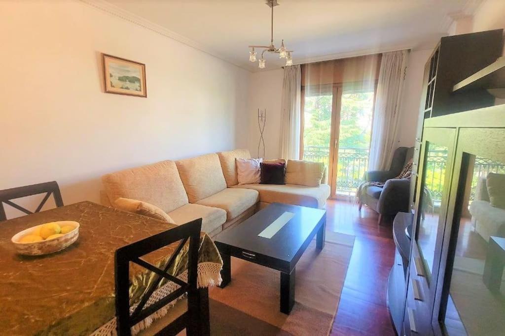 Centrico Apartamento En Redondela Apartment ภายนอก รูปภาพ
